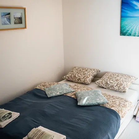 House With Scenic Appartamento