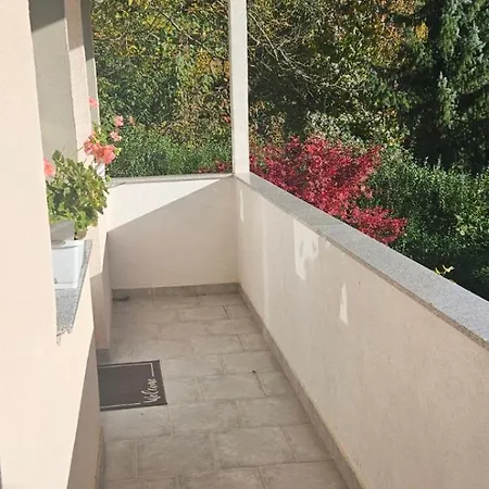 Appartement House With Scenic Ptuj