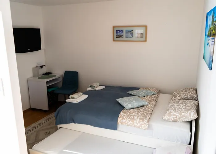 Apartman House With Scenic *