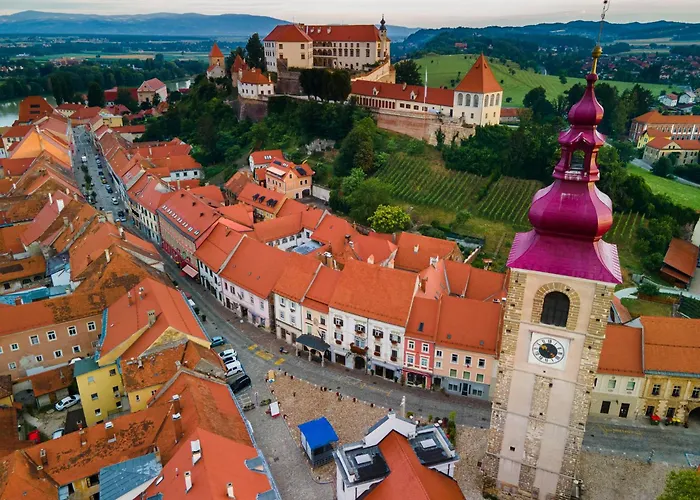 House With Scenic Apartman Potony